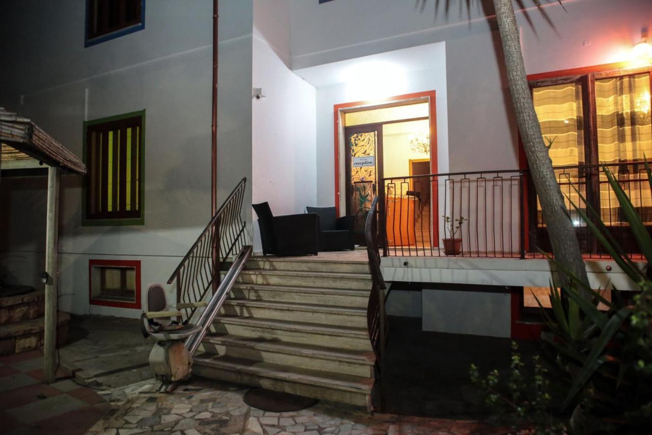 Hotel I Colori SantʼAntìoco Exterior foto